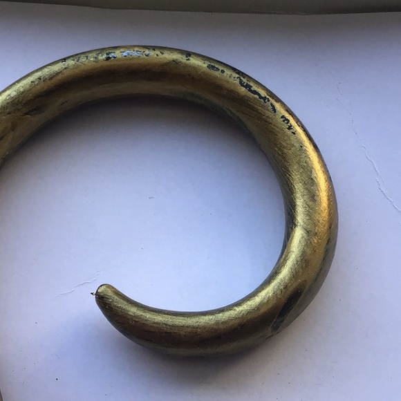 Rustic antique gold drape holder hooks - Picture 7 of 9